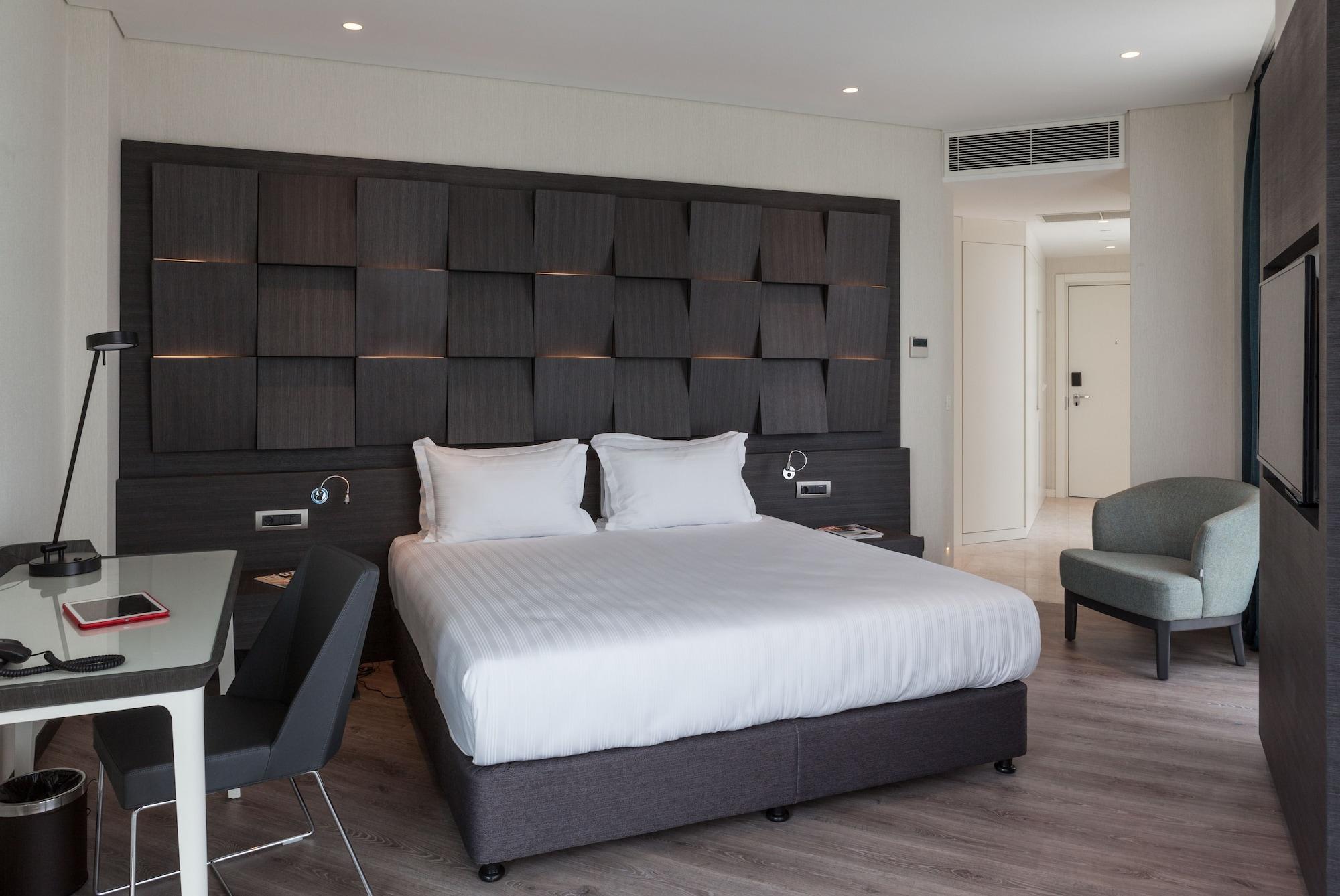 Wish More Hotel Istanbul Exterior photo A bedroom at the hotel