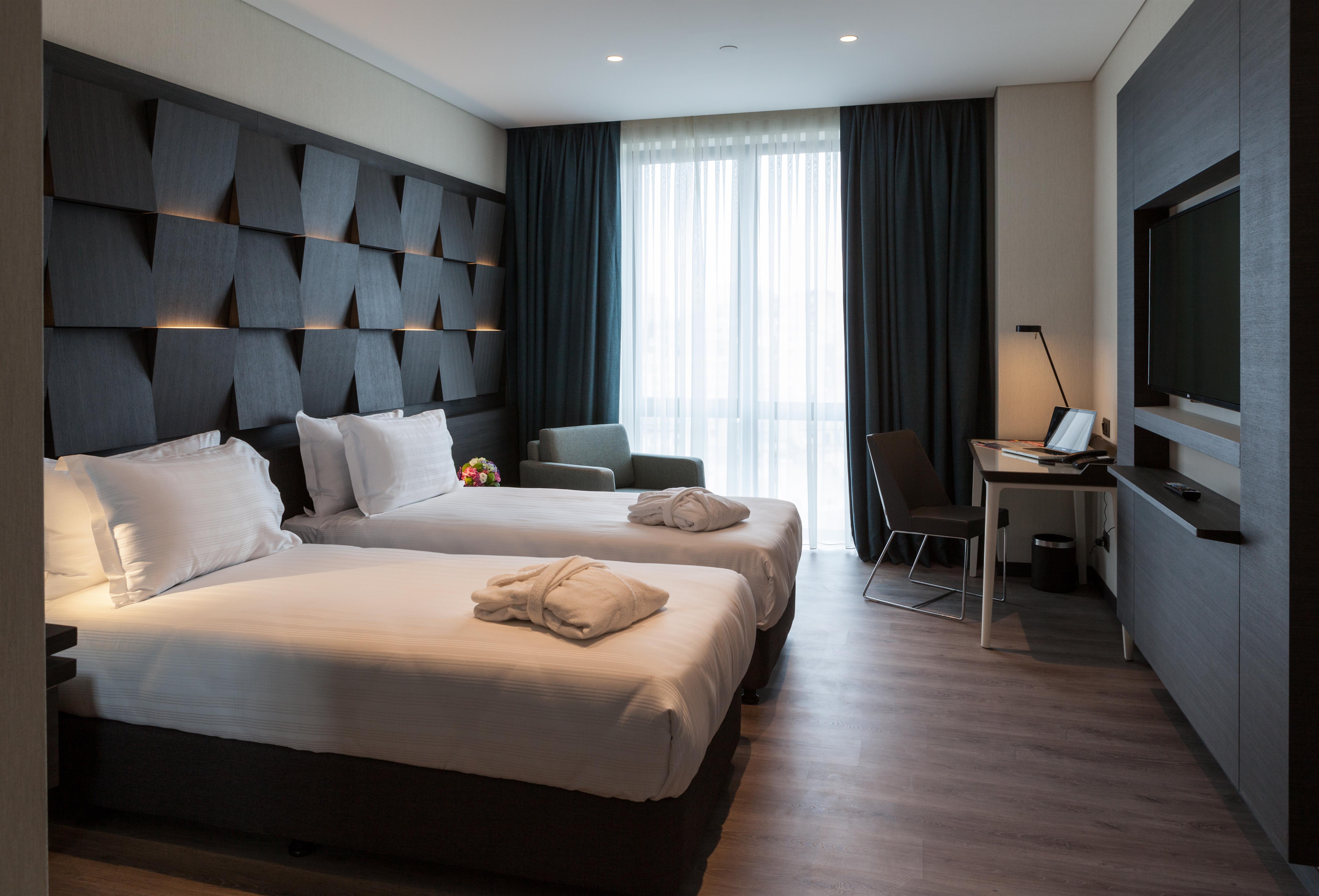 Wish More Hotel Istanbul Exterior photo Deluxe Room