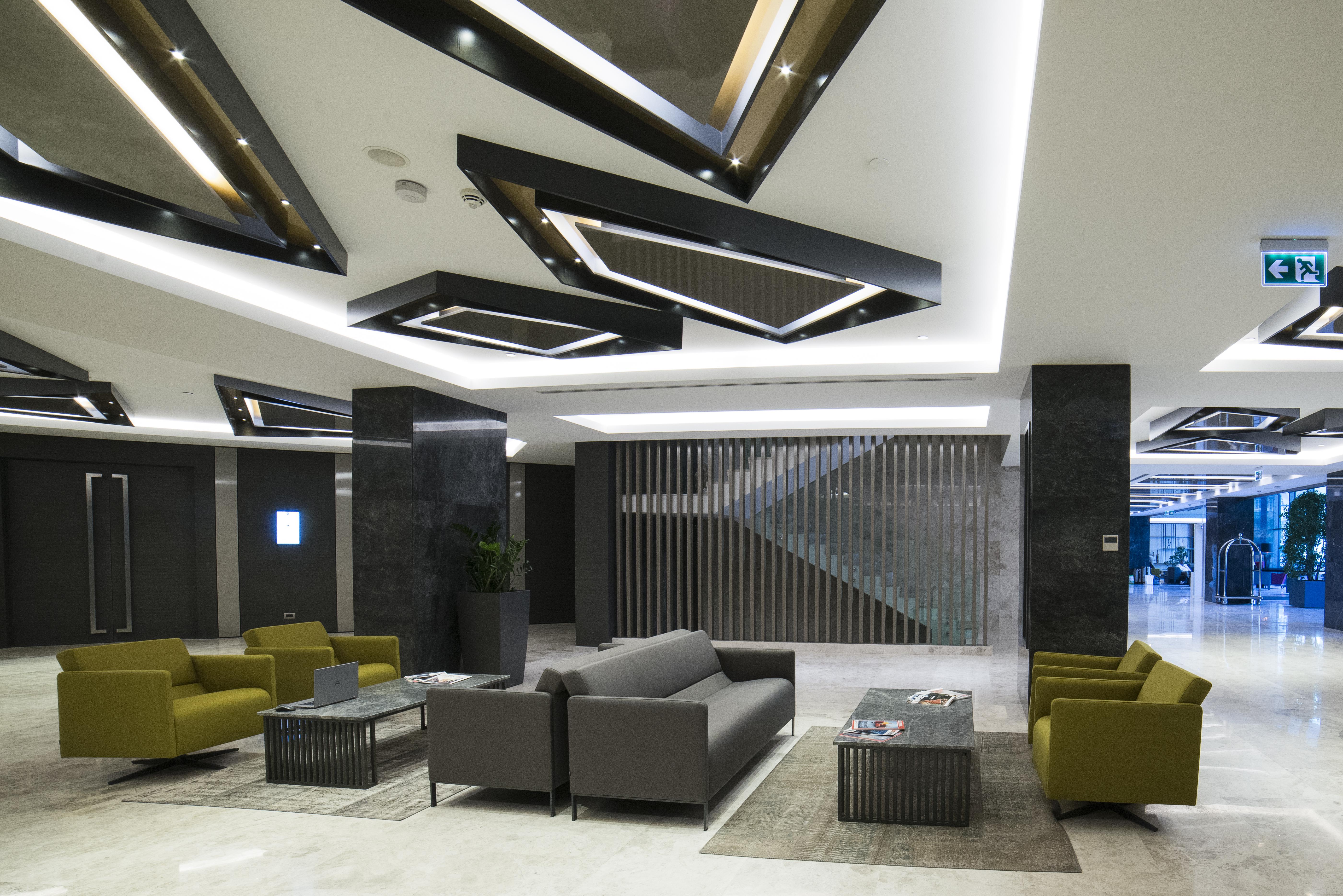 Wish More Hotel Istanbul Exterior photo Lobby